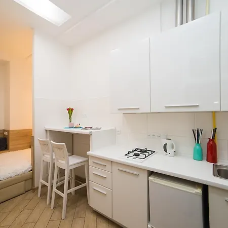 супер ціна! міні смарт з ремонтом! 利沃夫